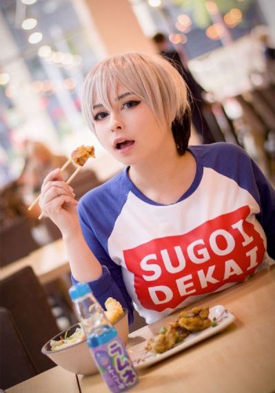 处女朱莉